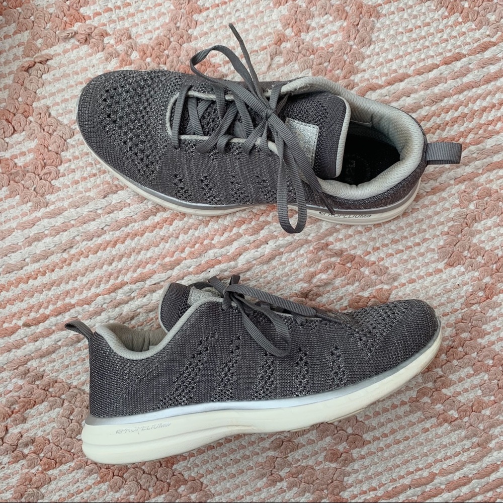 Dark Grey Metallic APL Techloom Pro W Athletic Running Sneakers 8.5